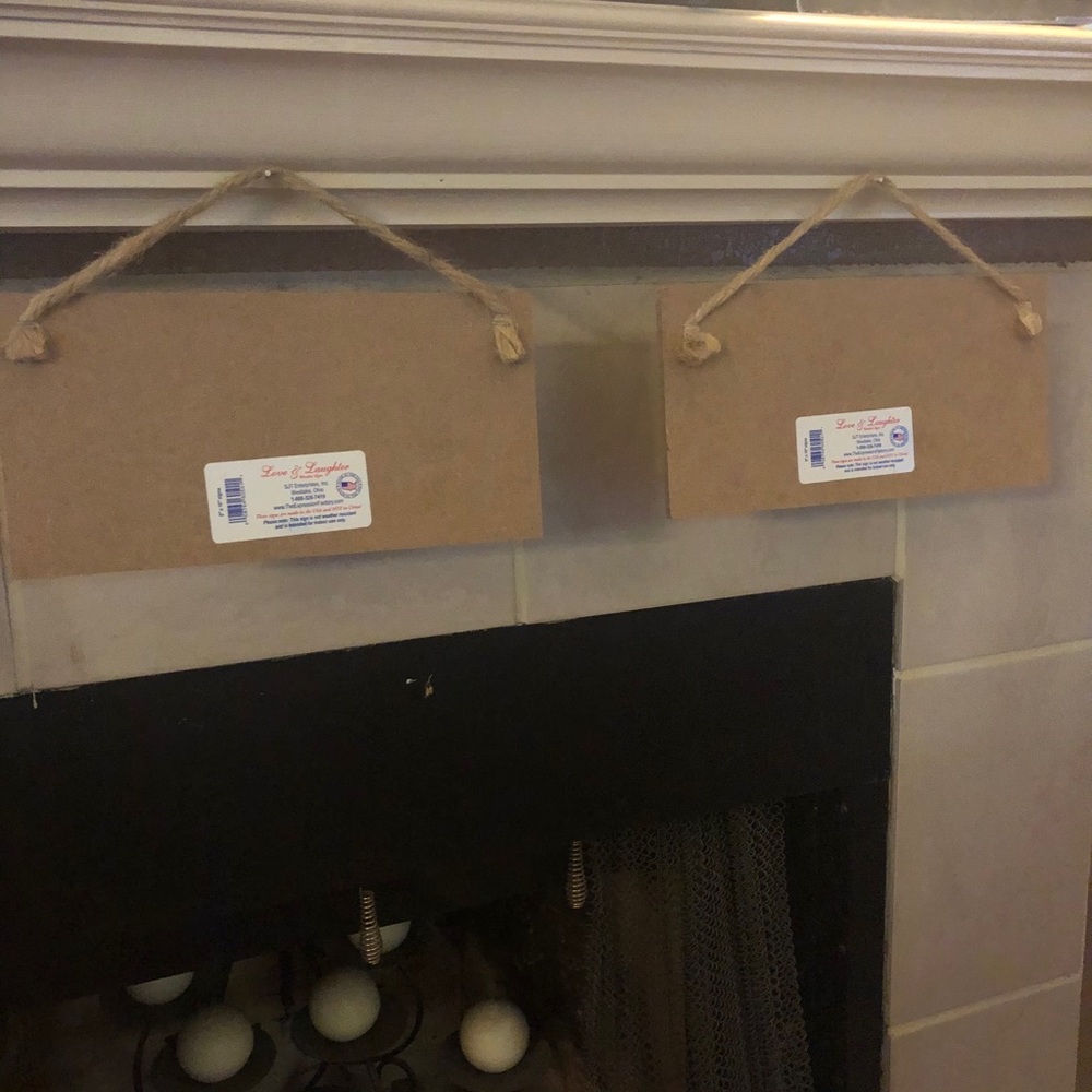 Host Pick 🎉🎊Two Beagle 5” x 10” hanging signs - Picture 3 of 7